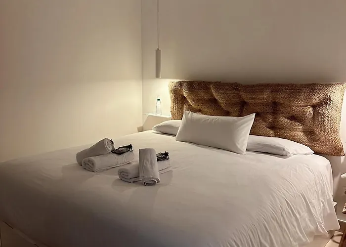 Apartamento Hideaway Bbq, Pool & Walking Distance Beaches