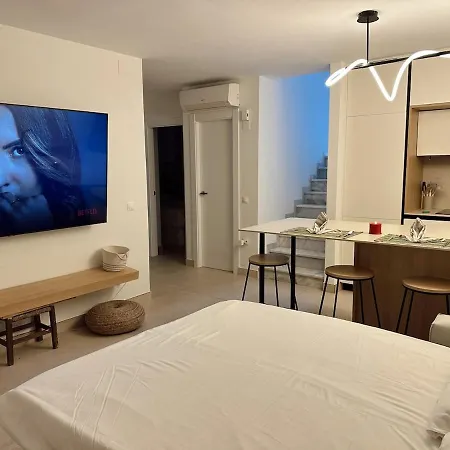Hideaway Bbq & Walking Distance Beaches Marbella