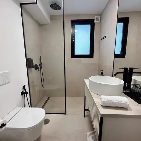 Hideaway Bbq, Pool & Walking Distance Beaches *