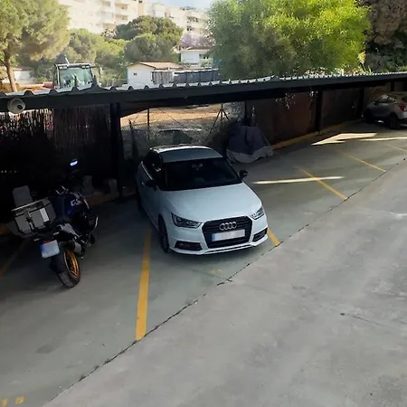 Hideaway Bbq, Pool & Walking Distance Beaches 公寓 马尔韦利亚