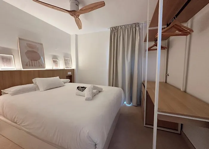 Hideaway Bbq, Pool & Walking Distance Beaches *