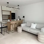 Hideaway Bbq, Pool & Walking Distance Beaches Marbella