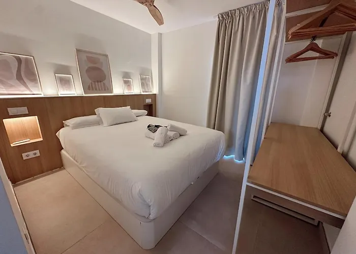 Hideaway Bbq, Pool & Walking Distance Beaches Apartmán *